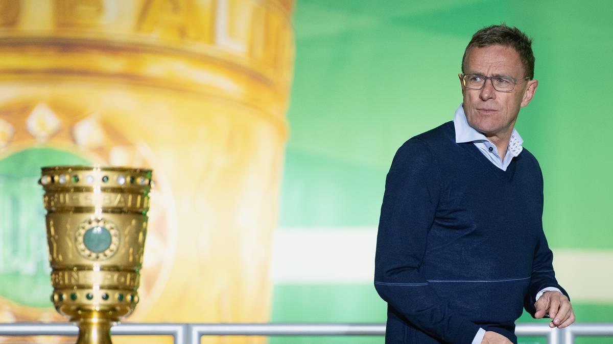 Die Saison 2018/19 beendet RB Leipzig auf Platz drei in der Bundesliga und erreicht erstmals das DFB-Pokalfinale, das gegen Bayern München verloren geht. Ralf Rangnick verkündet zudem seinen Abschied von RB Leipzig. Er wird sich als Head of Soccer um die weiteren Red Bull-Standorte New York und Brasilien kümmern