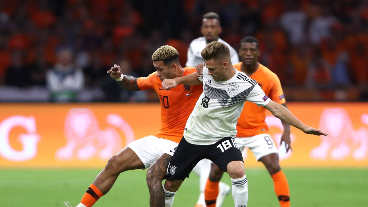 JOSHUA KIMMICH: Der Münchner spielte erneut auf der Sechs und war in der ersten Halbzeit bester Deutscher. Kimmich war überall, stopfte Löcher, gewann viele Zweikämpfe, verteilte die Bälle. Super-Pass auf Sane (65.). War auch in der zweiten Hälfte emsig, baute seine Mitspieler immer wieder auf. Manchmal ist er noch zu hektisch auf der Sechs. Dennoch ist es richtig, dass er dort spielt. SPORT1-Note: 3