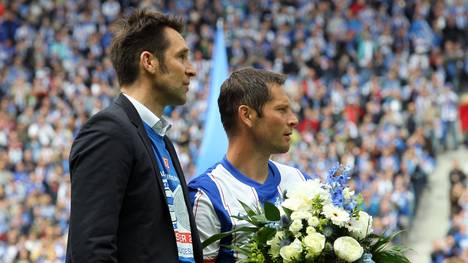 Hertha BSC Berlin v FC Augsburg - Pal Dardai und Michael Preetz