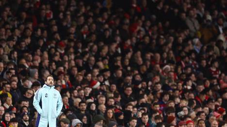 In der Premier League entbrennt eine Debatte über die Spielweise des FC Arsenal - insbesondere über die Standards der "Gunners". Der gebürtige Berliner, Nicolas Jover, ist dabei ein entscheidender Trendsetter.