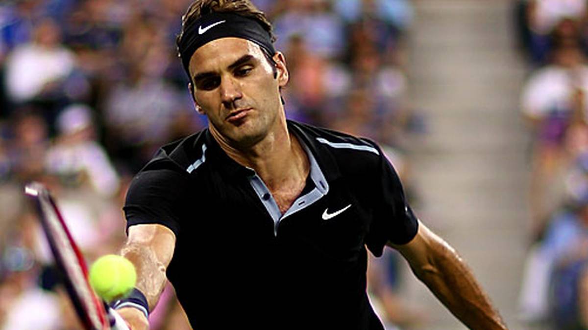 So einfach und locker sieht Tennis aus. Roger Federer ist mal wieder Topfavorit aus den Grand-Slam-Titel - und unterstreicht das dick und fett