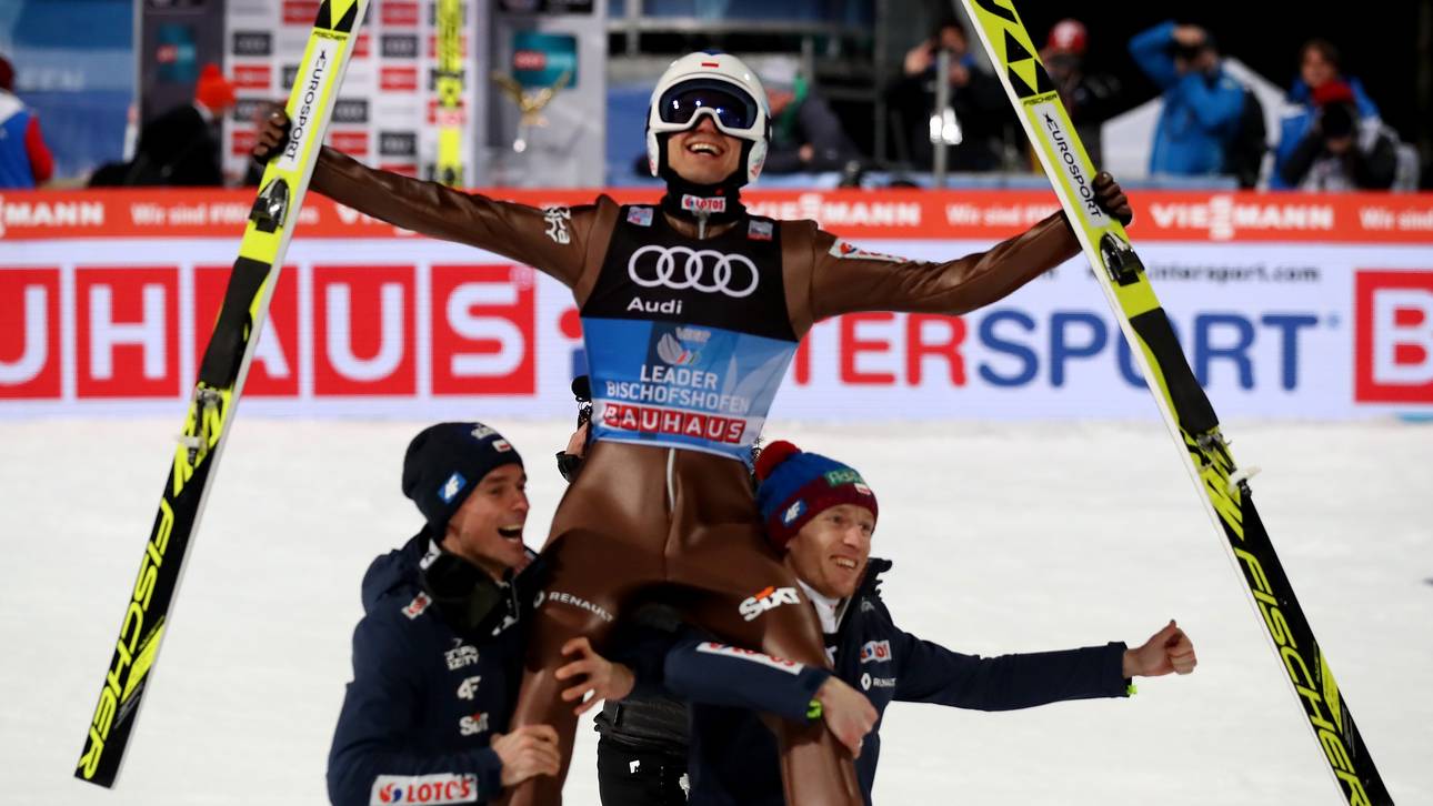 Stoch knackt Hannawalds Rekord