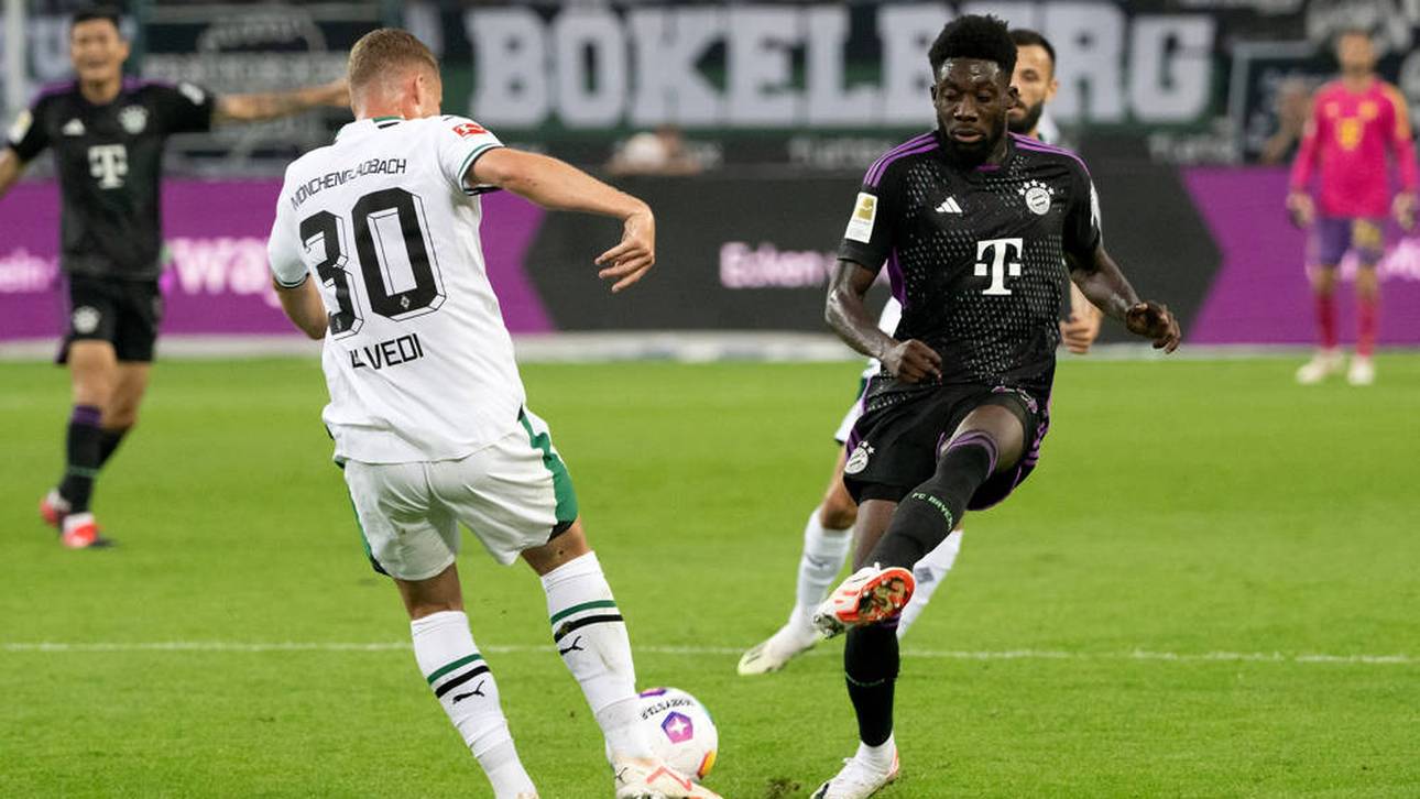 Nico Elvedi (l.) im Duell mit Alphonso Davies (r.)
