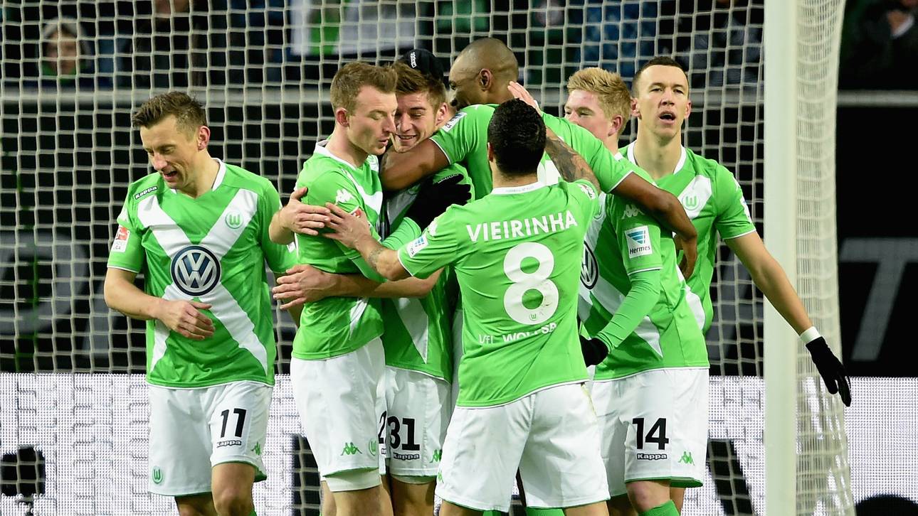 Wolfsburg festigt im Topspiel Platz zwei