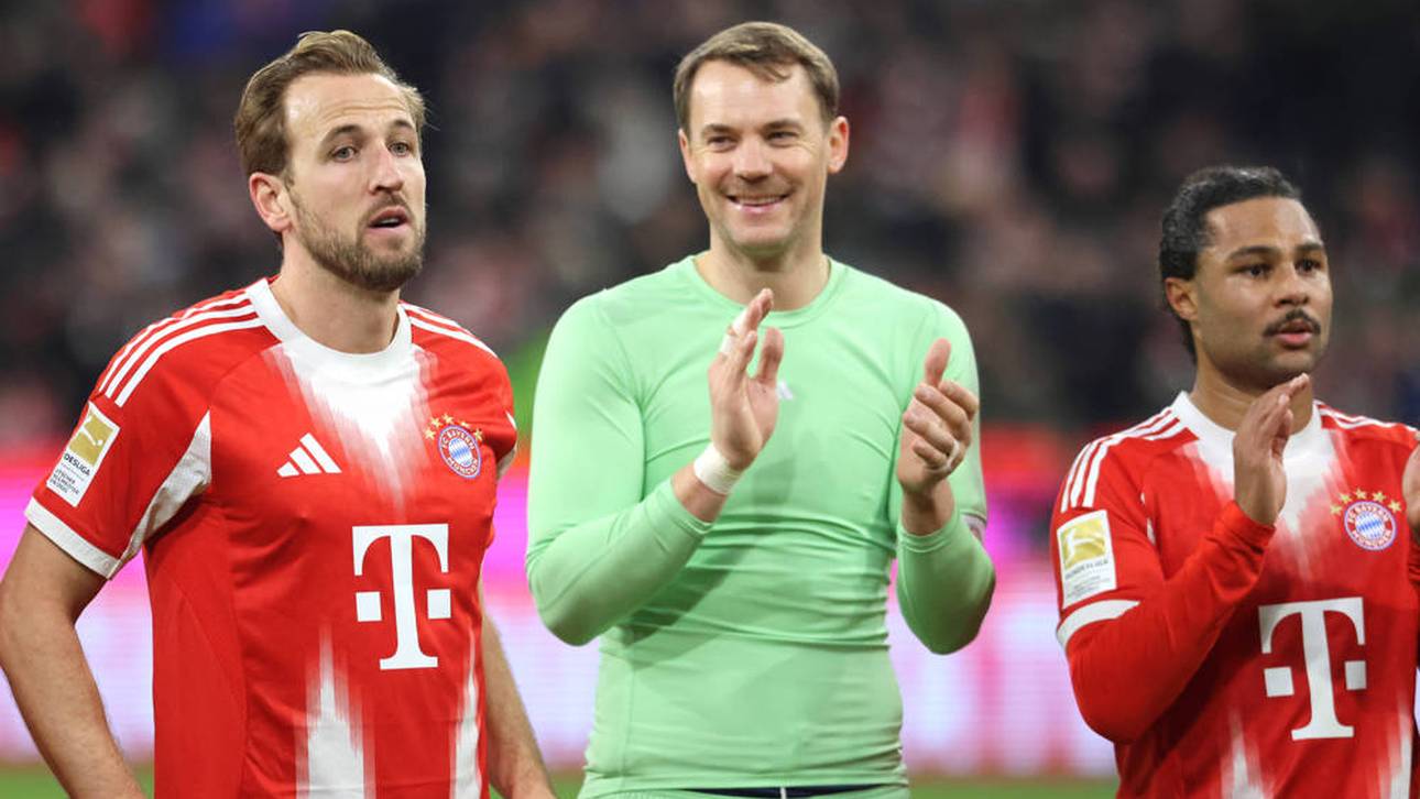 Harry Kane (l.) neben Manuel Neuer