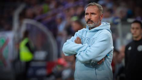 Tim Walter und der HSV stehen nach zwei Niederlagen gegen die beiden Aufsteiger unter Druck.