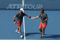 Die Tennisprofis haben beim ATP-Turnier wie im Vorjahr im Doppel triumphiert.