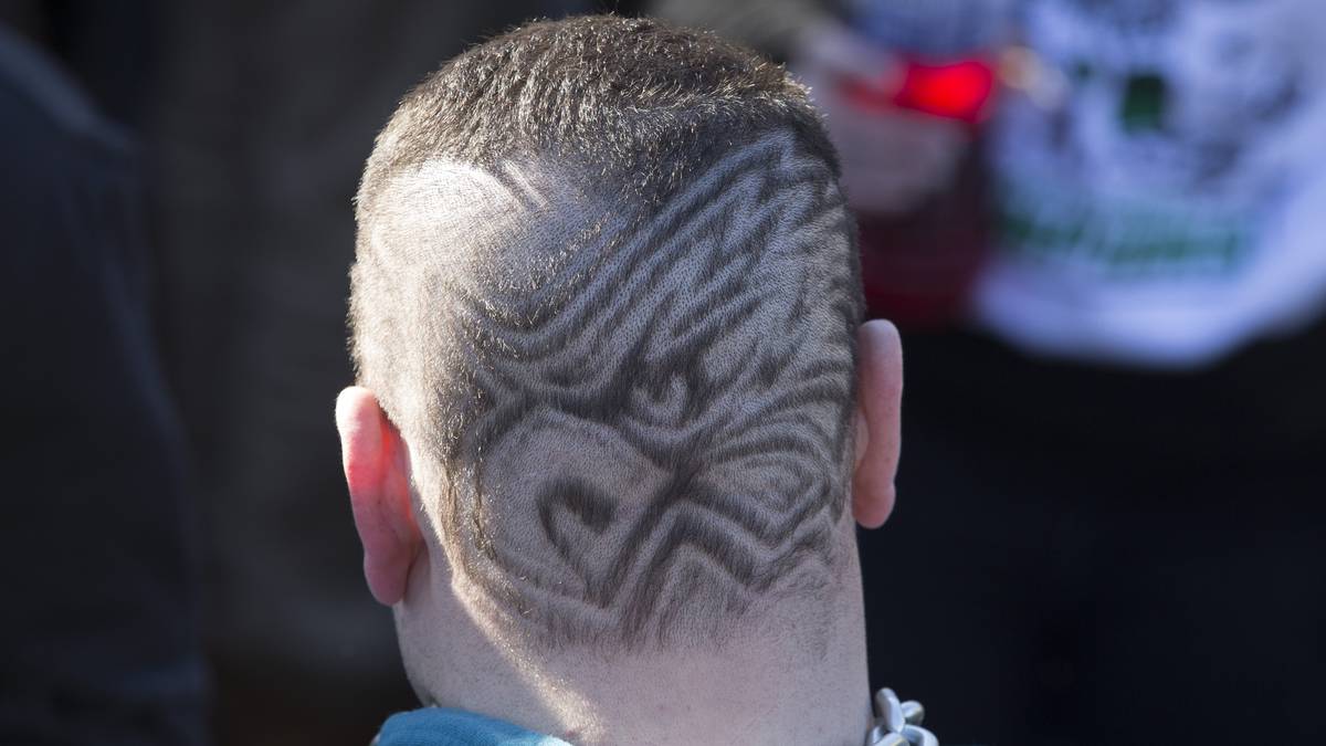 Das sieht nach langer Arbeit aus - Ein Eagles-Fan hat sich das Logo seines Teams in die Haare rasiert