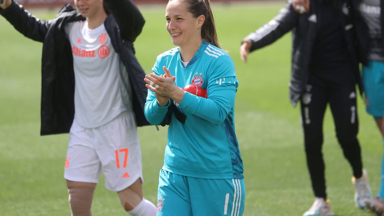 Torhüterin kehrt nach Freiburg zurück