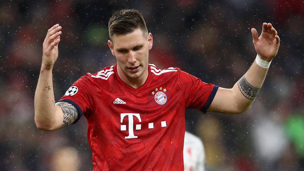 NIKLAS SÜLE: Spielt eine solide erste Hälfte und ist enorm griffig in den Zweikämpfen. Mit einem präzisen Flugball auf Gnabry leitet er das 1:1 ein (38.). Auch danach fehlerfrei. SPORT1-Note: 3