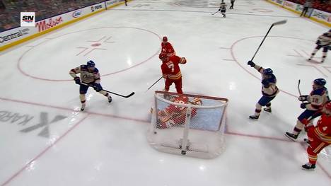 Im kanadischen Duell mit den Calgary Flames gelingt Leon Draisaitl für seine Edmonton Oilers ein besonderes Kunststück. Kurz vor Weihnachten präsentiert sich der Deutsche in Torlaune.