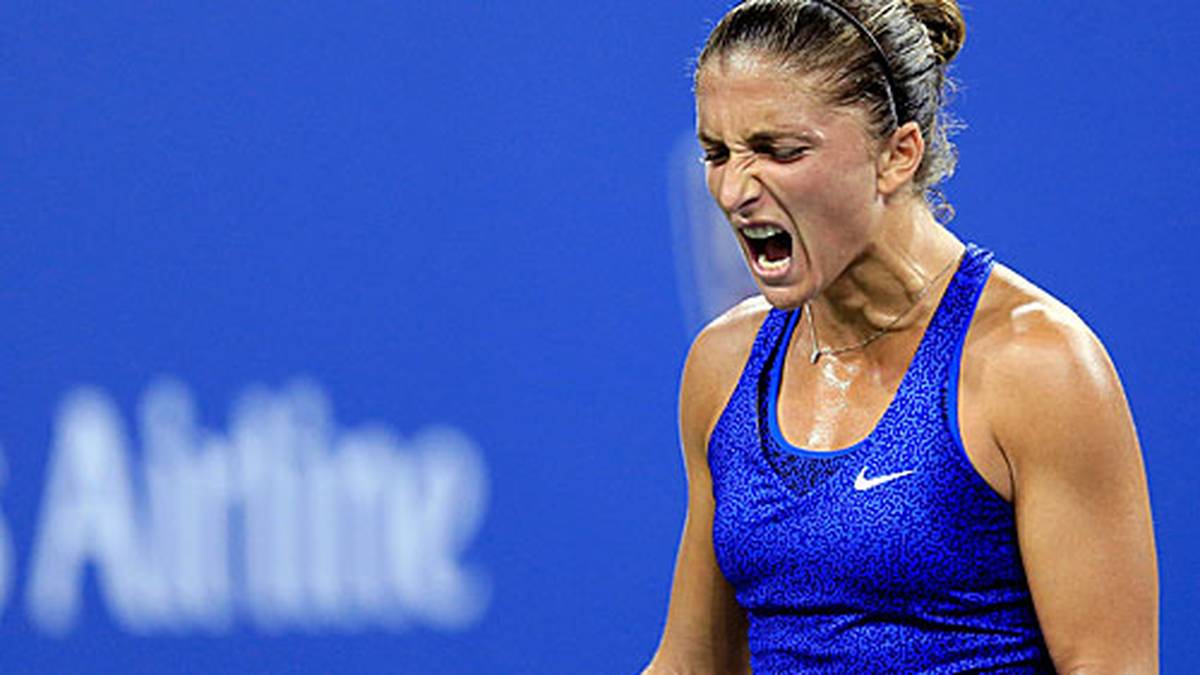 Wo es einen Gewinner gibt, gibt es auch einen Verlierer. Sara Errani findet einfach nicht zu ihrem Spiel und muss die Koffer packen