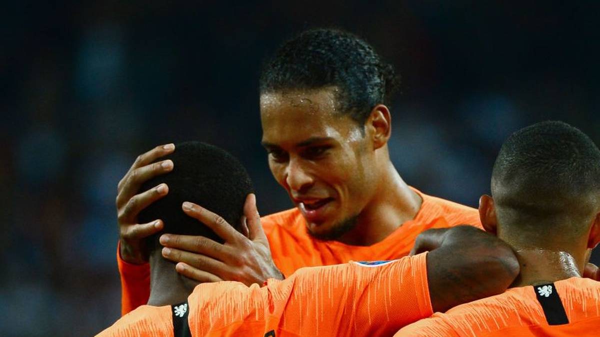 MIRROR: "Gini Wijnaldum vom FC Liverpool besiegelt den ersten Holland-Sieg in Deutschland seit 2002"