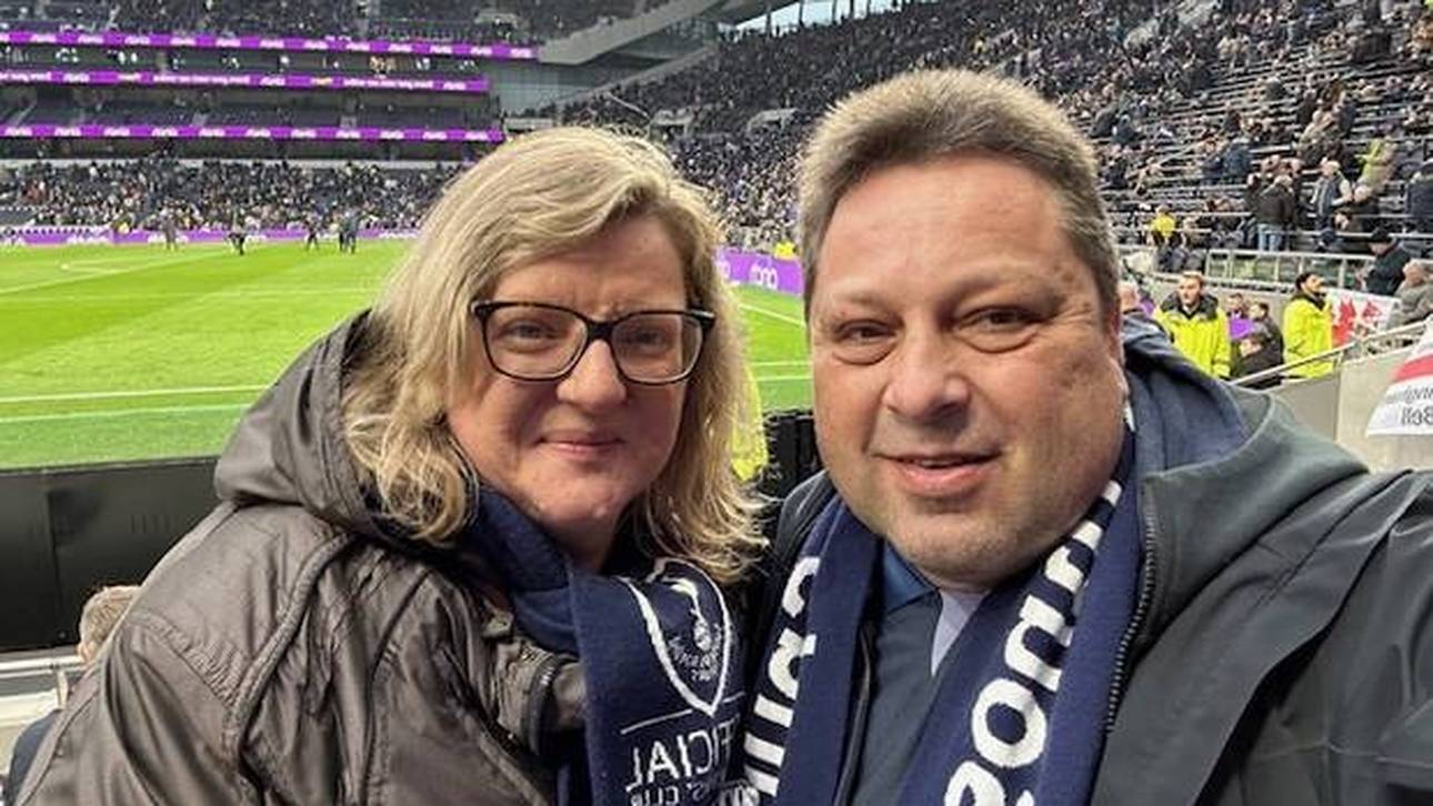 Dirk Gerresheim und seine Frau bei einem Spiel der Spurs