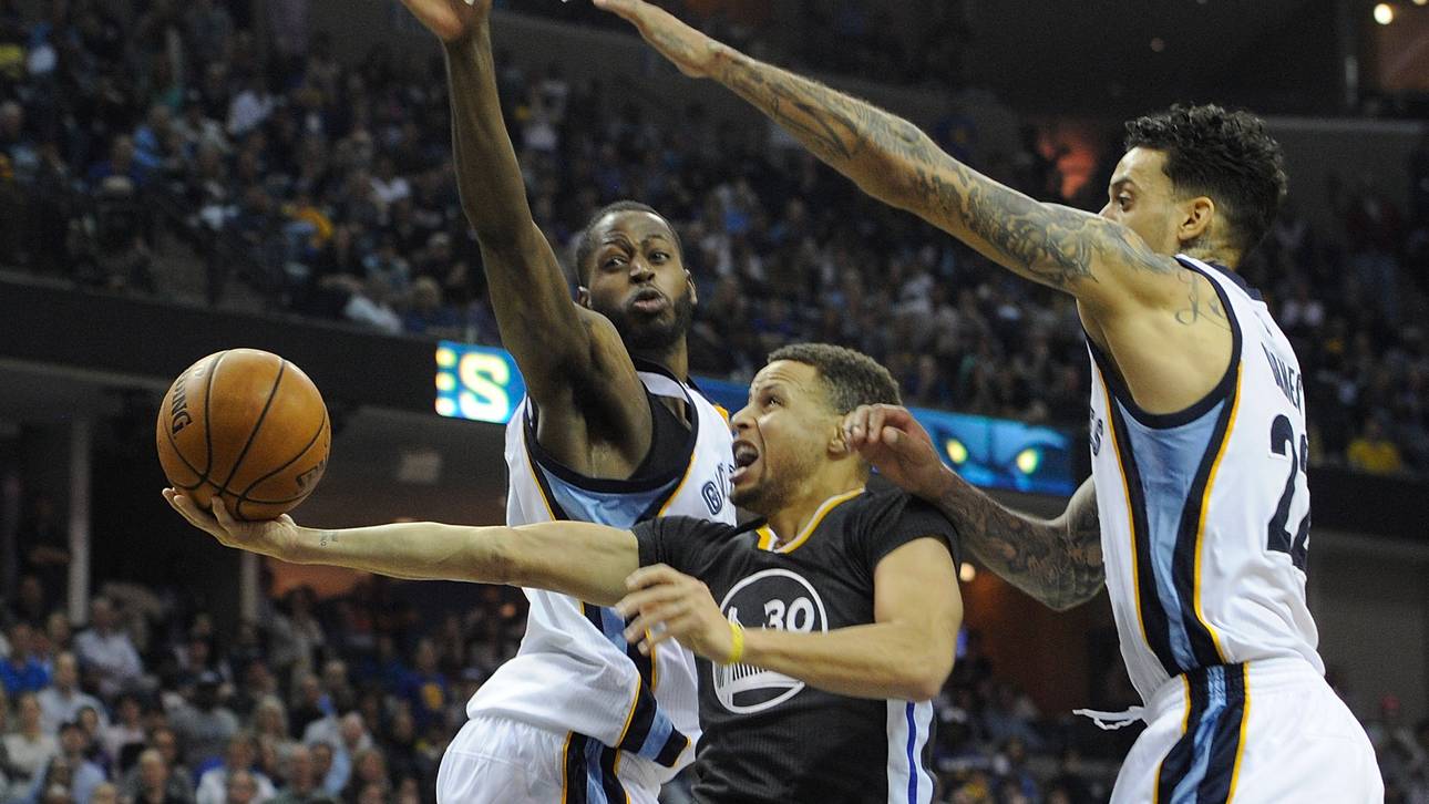 Curry schwächelt – Rekordtraum lebt