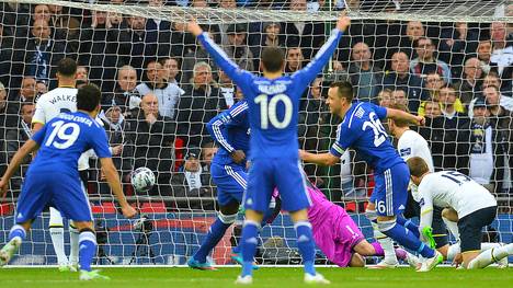 John Terry (r.) erzielte für Chelsea das 1:0