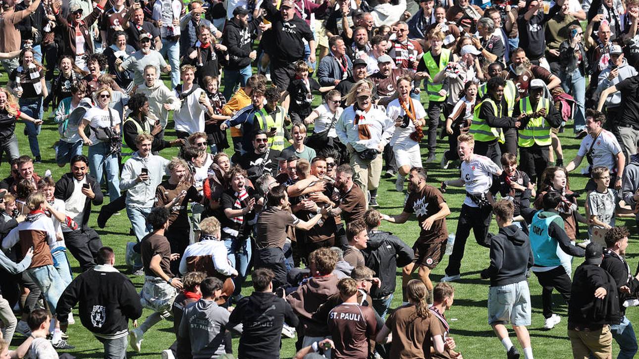 St. Pauli feiert Aufstieg
