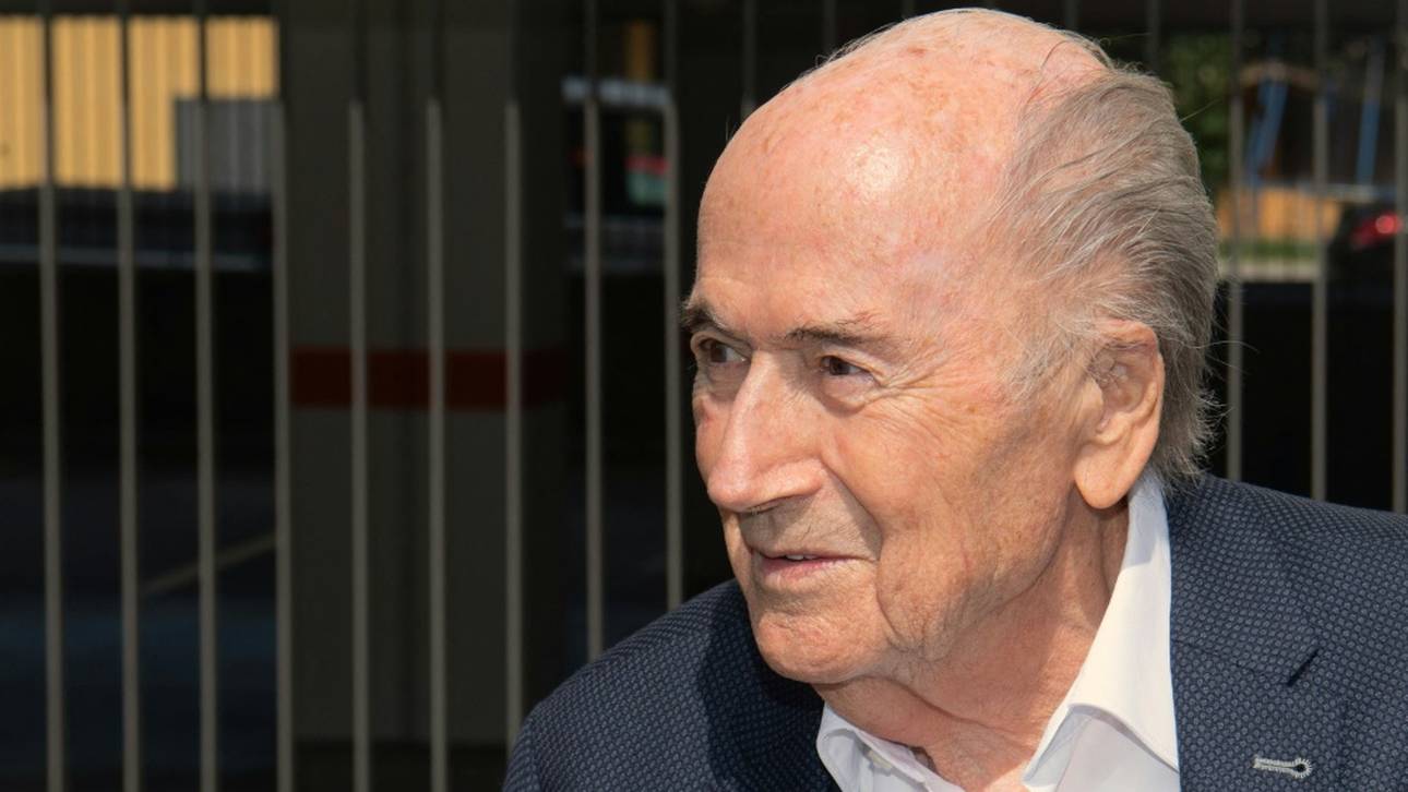 WM-Vergabe an Katar: Blatter bei Untersuchung als Zeuge vernommen