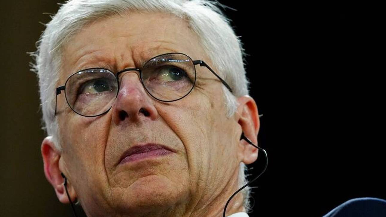 Wenger hat „Gehirnwäsche“ bekommen