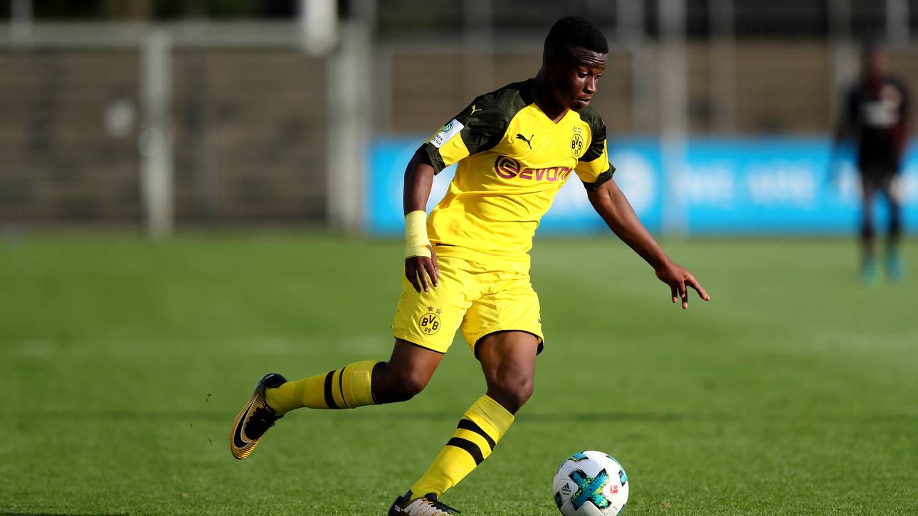 U17: Moukoko-Show gegen Bayern?