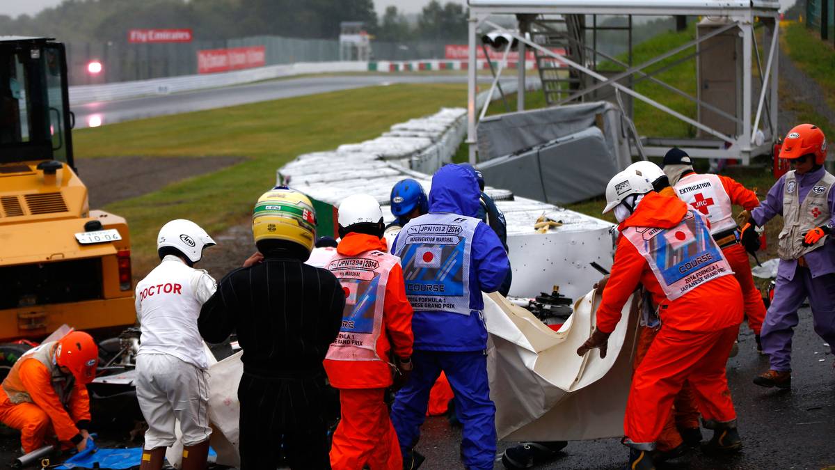 Es dauert 20 Jahre, bis in Suzuka der Franzose Jules Bianchi bei Nässe in einen Bergungskran kracht und mehr als neun Monate später an den Folgen verstirbt
