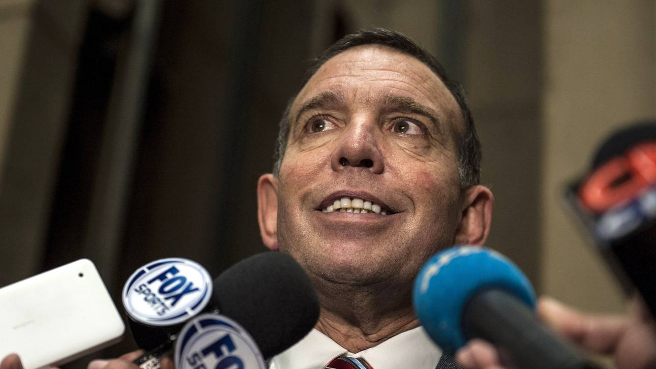 Napout stimmt Auslieferung zu