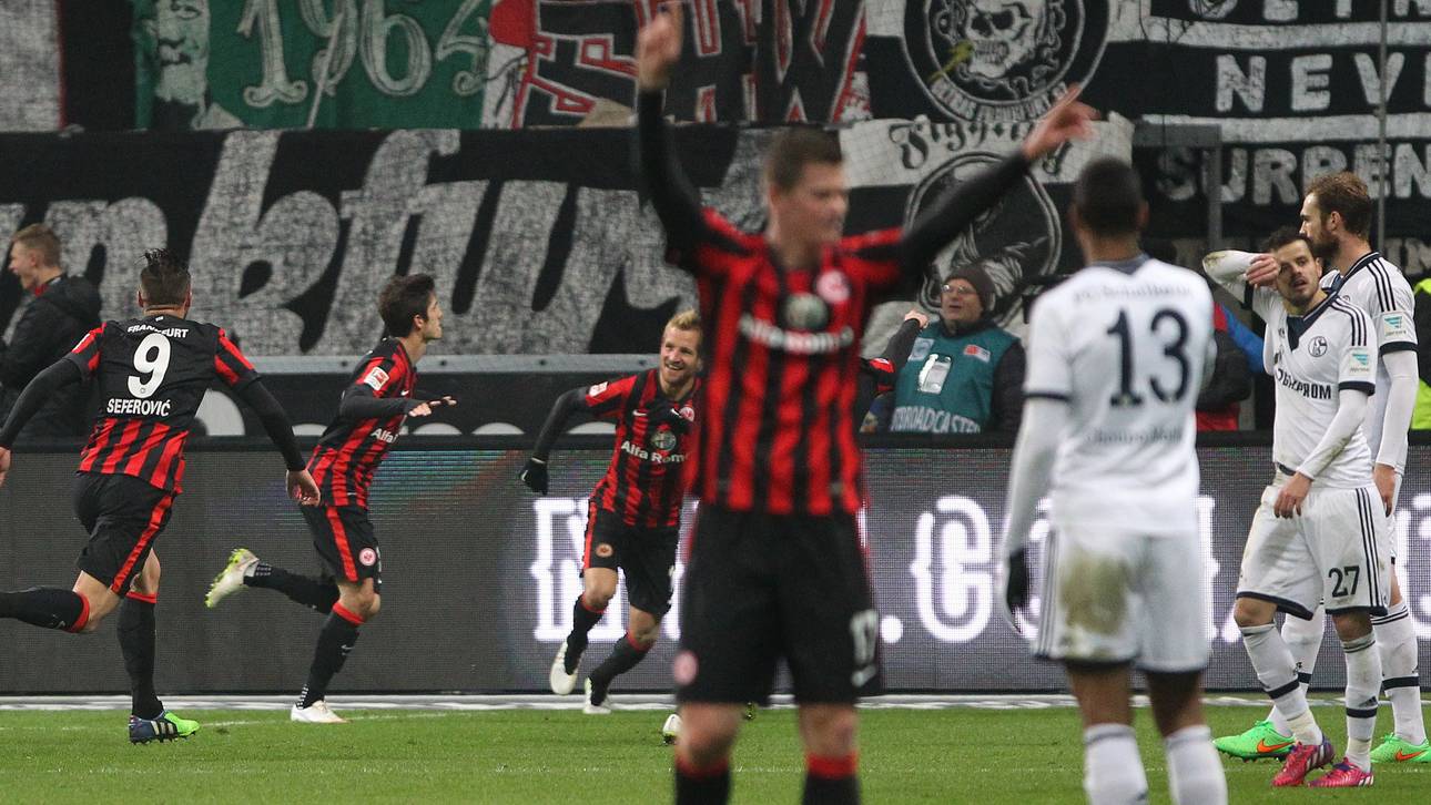 Schalke patzt in Frankfurt