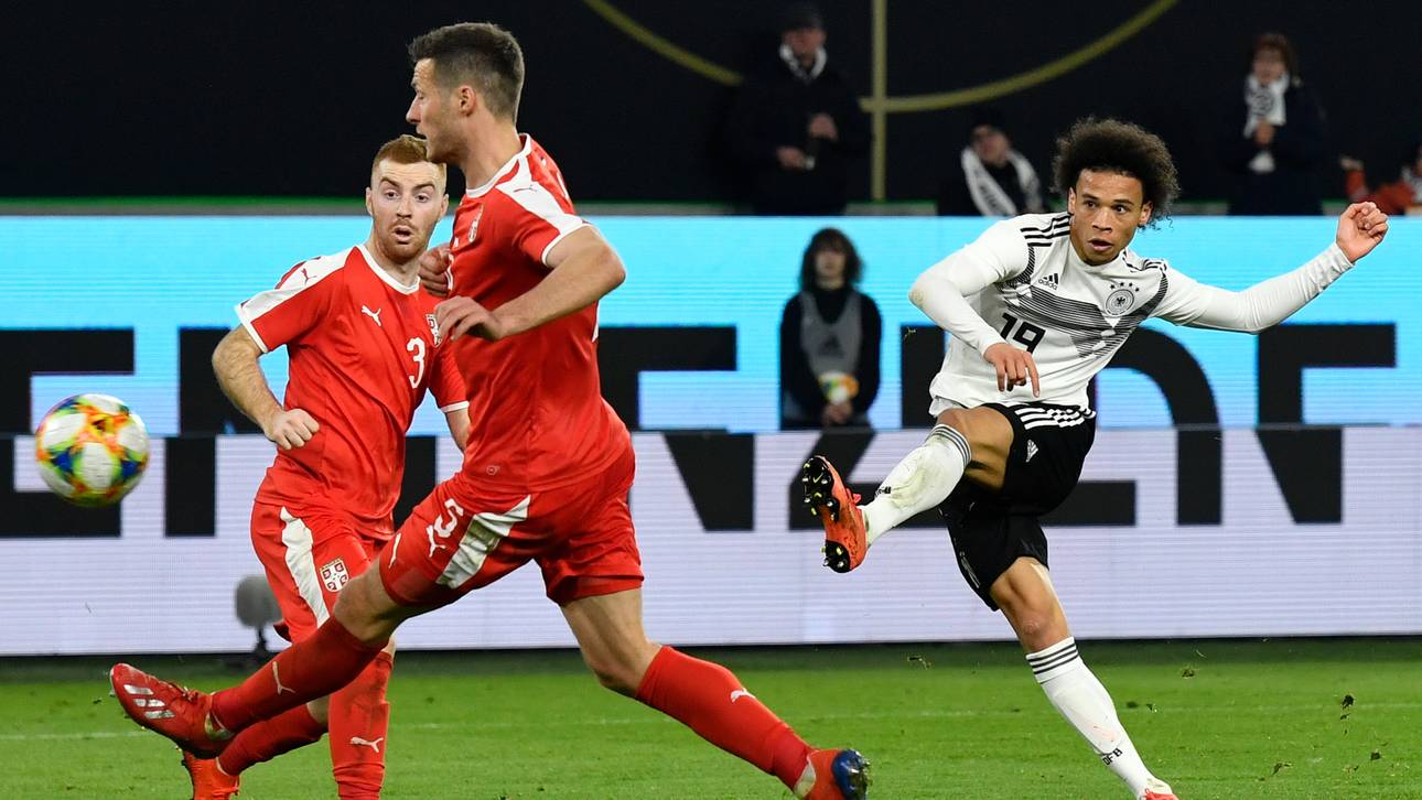 DFB-Elf: Stotterstart nach Umbruch