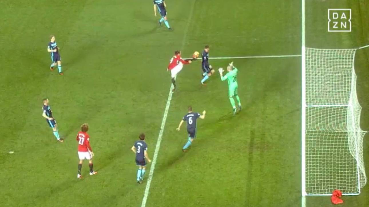 Video: Kung-Fu-Zlatan ausgebremst