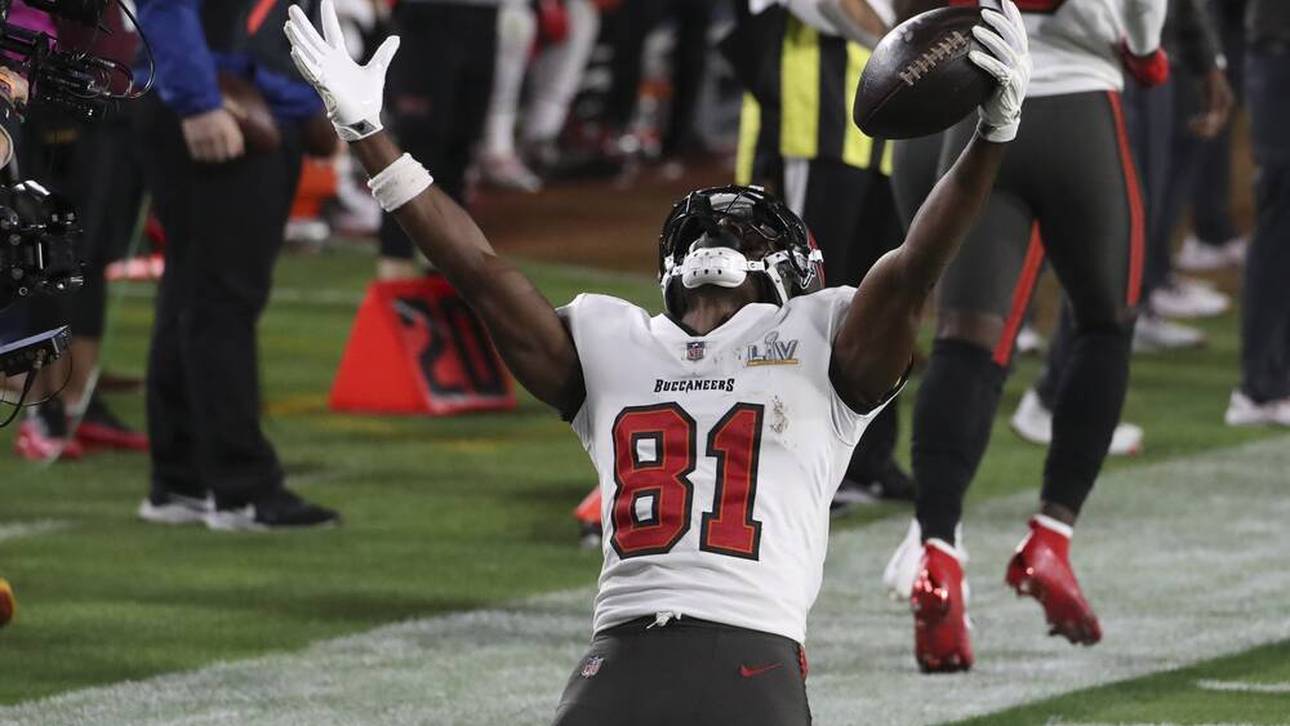 Antonio Brown fing beim Super Bowl einen Touchdown für Tampa Bay