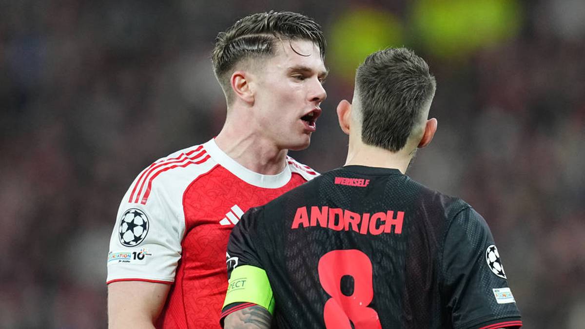 ROBERT ANDRICH: Bewegte sich früh am Rand des Grenzbereichs. In der zweiten Minute klammerte der Kapitän energisch gegen Viktor Gyökeres und sah folgerichtig die Gelbe Karte. Zwei Minuten später rempelte er den Schweden erneut um und rückte noch ein Stück weiter ins Notizbuch des Schiedsrichters.