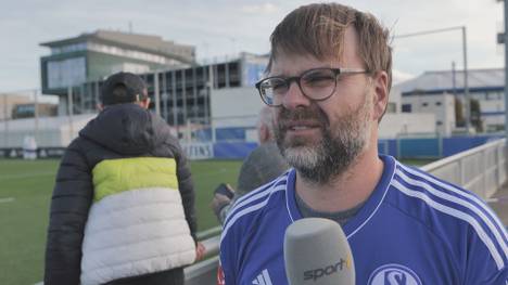 Rouven Schröder hat am Morgen überraschend seinen Rücktritt als Sportdirektor beim FC Schalke 04 verkündet und lies damit die Fans teilweise sprachlos zurück.