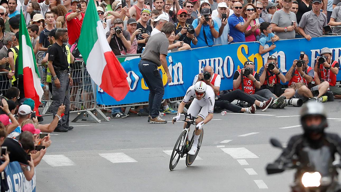 Giro-Auftakt: Froome abgeschlagen