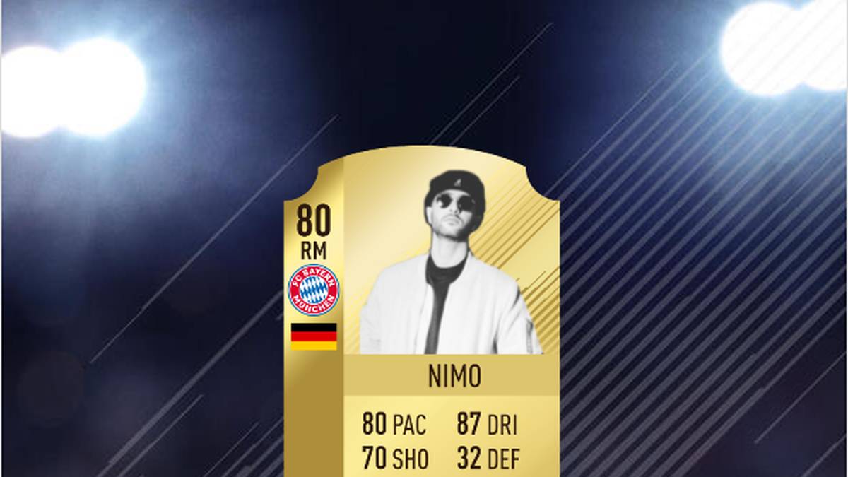 Der Newcomer und Auto-Tune-Trendsetter Nimo läuft in seinen Videos stets mit Trainings-Anzügen und Fußballtrikots auf. Der "Vice" verriet er warum: "Amerikanische Rapper wollten Basketballer werden, bevor sie angefangen haben zu rappen. Deutschrapper wollten meistens Fußballer werden, weil sie auf dem Bolzplatz groß wurden"