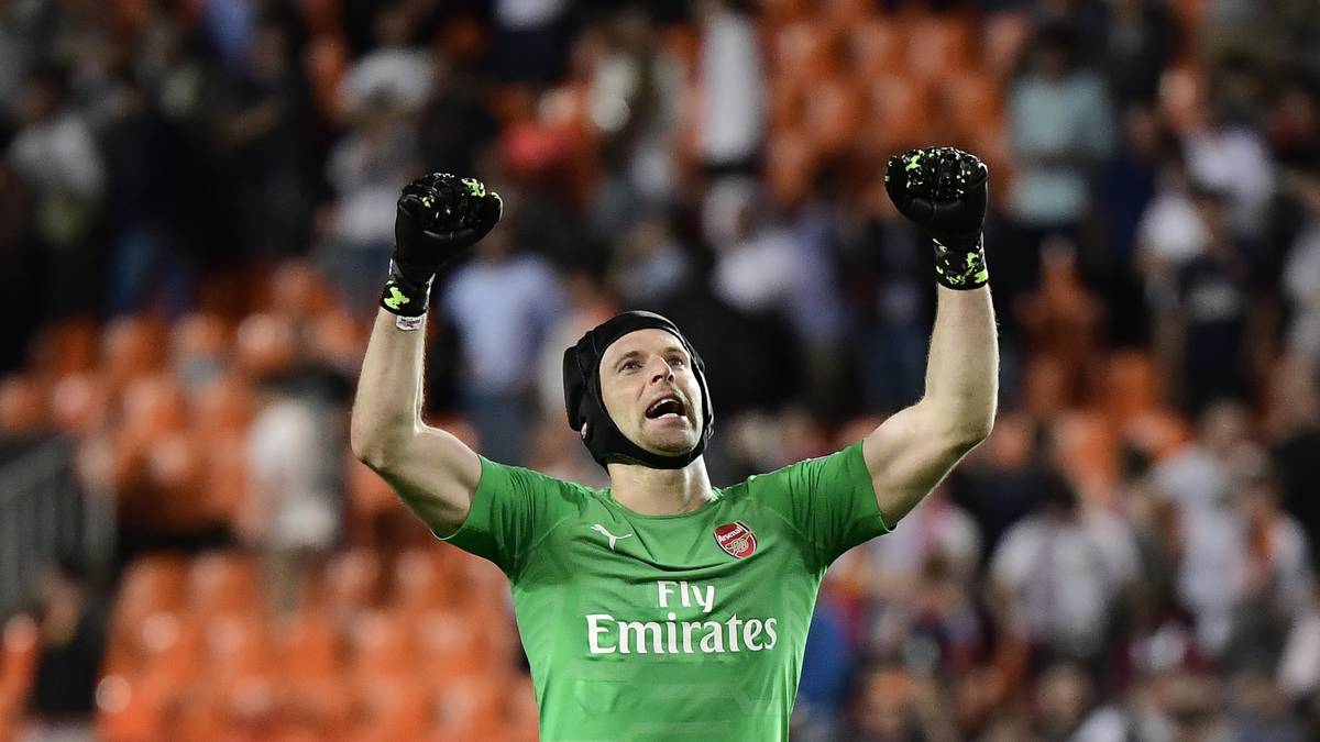 PETR CECH (FC Arsenal): Das letzte Spiel einer Legende: Der langjährige Chelsea-Keeper tritt nach dem Europa-League-Finale ab. Gegen seinen Ex-Klub darf er (wahrscheinlich) nochmal ran - in der Liga hat ihn Bernd Leno bereits verdrängt. Kepa hat die Nase vorn, VORTEIL CHELSEA - 1:0