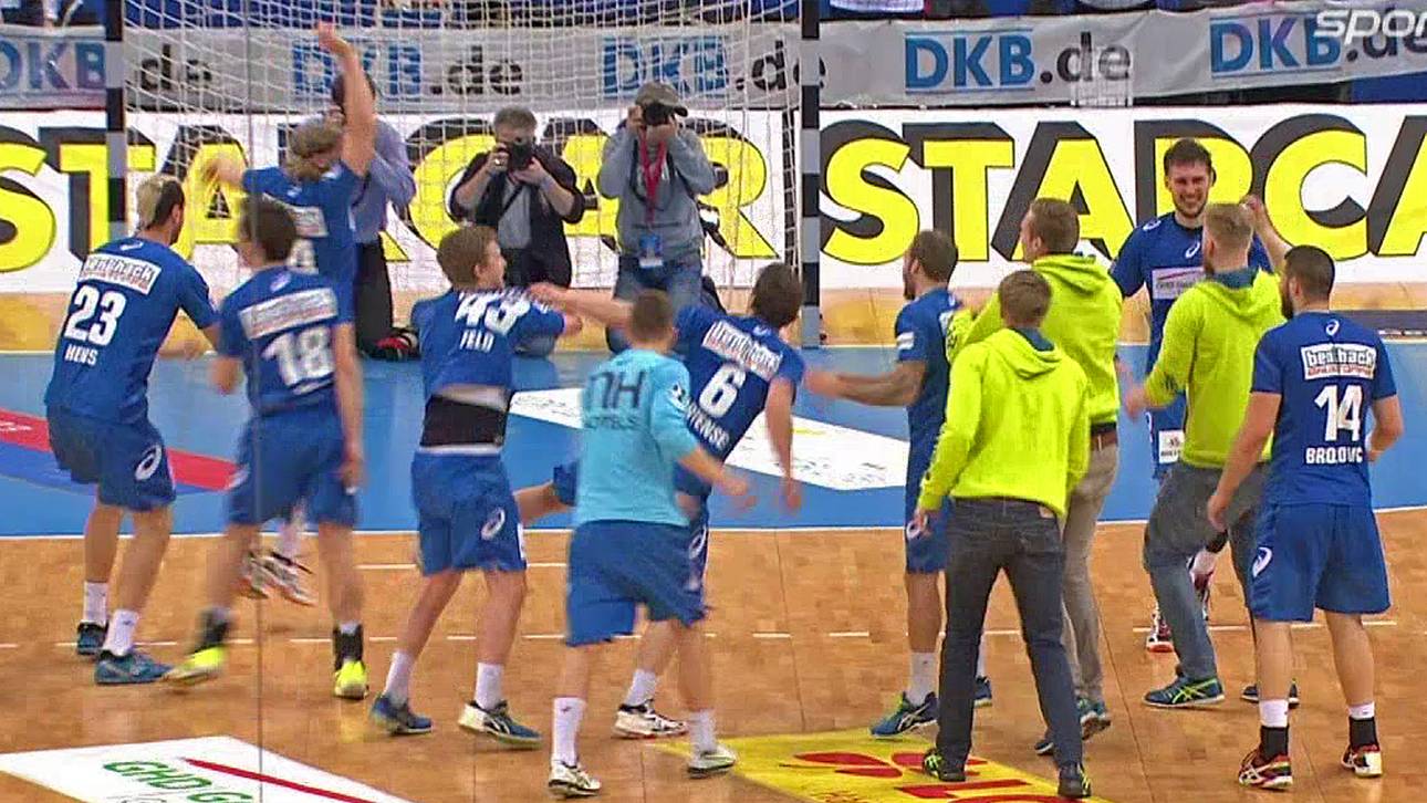 Hamburgs irrer Tanz gegen den Ruin