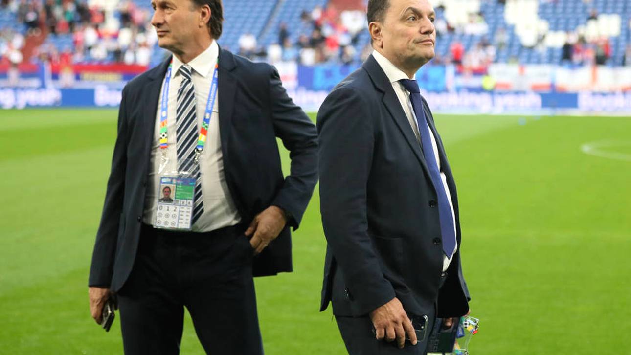 Jovan Surbatovic (r.) droht mit dem Rückzug Serbiens von der EM