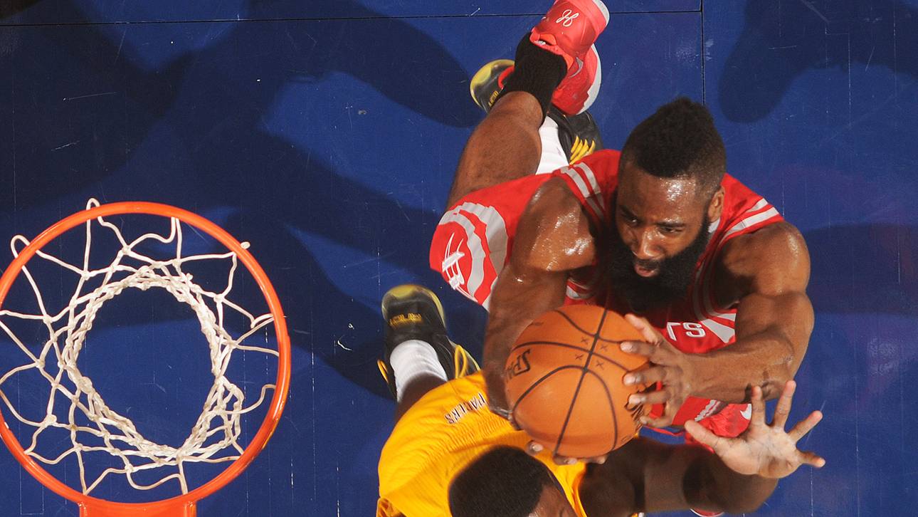 Harden brennt Feuerwerk ab