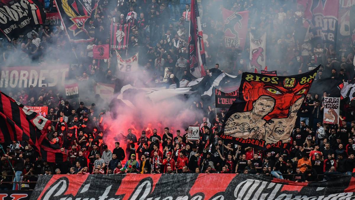 PLATZ 13 - AC MAILAND: 54.419 Zuschauer im Giuseppe Meazza