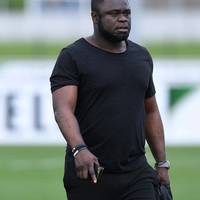Die Wunden des Abstiegs sind noch frisch, dennoch hat Gerald Asamoah die Marschroute der kommenden Zweitliga-Saison für Schalke 04 bereits vorgegeben.