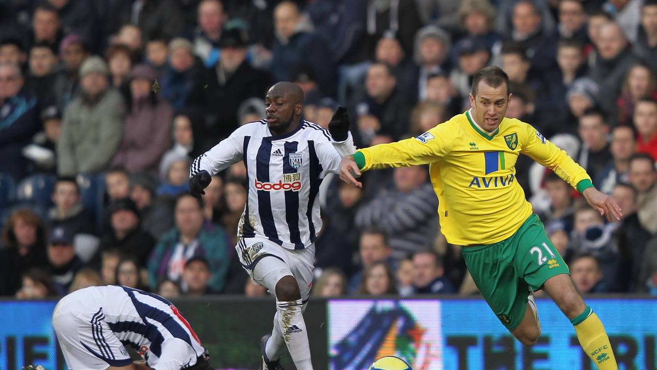 Aaron Wilbraham (r.) spielte von 2011 bis 2012 für Norwich City in der Premier League