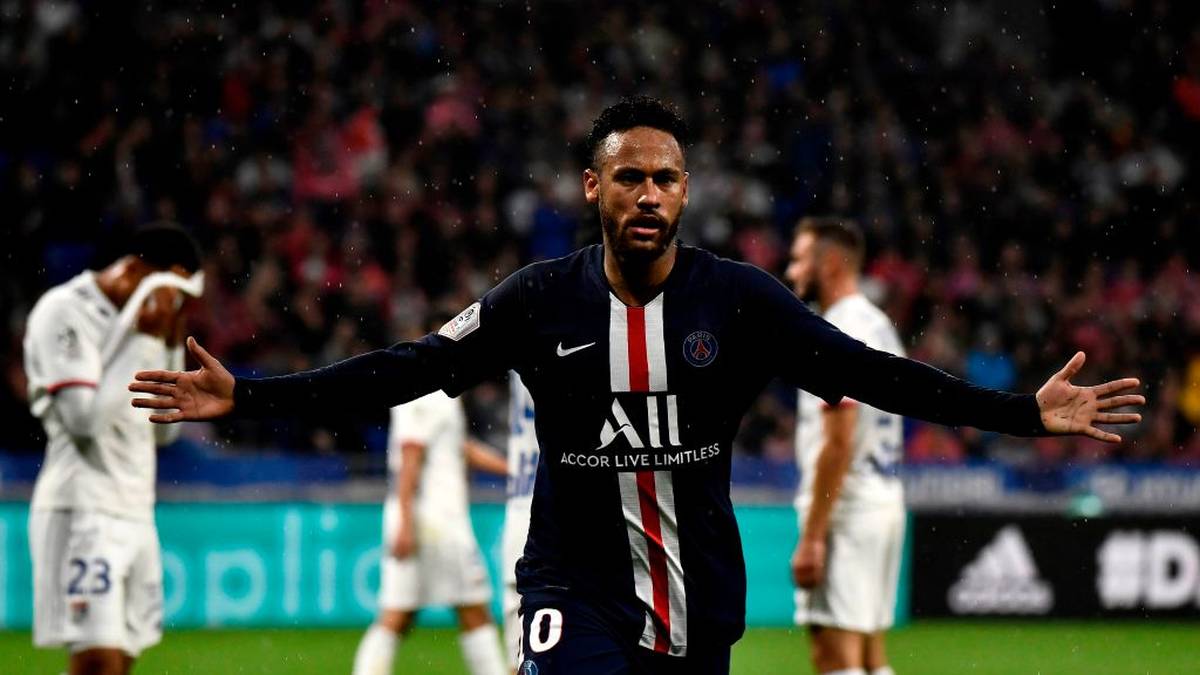 NEYMAR traf in seinem zweiten Spiel in der Ligue 1 nacheinander und war nach dem Siegtor gegen Racing Straßburg nun auch gegen Olympique Lyon beim 1:0-Sieg wieder der Matchwinner. Mit zwei Liga-Toren kommt der Superstar von Paris Saint-Germain noch nicht auf das Podest, was sich aber bald ändern wird
