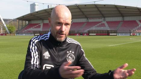 Im Exklusiv-Interview bei SPORT1 lobt Ajax-Trainer Erik ten Hag Bundestrainer Hansi Flick. Er ist der Überzeugung, dass Flick es mit der Nationalmannschaft weit schaffen kann. 