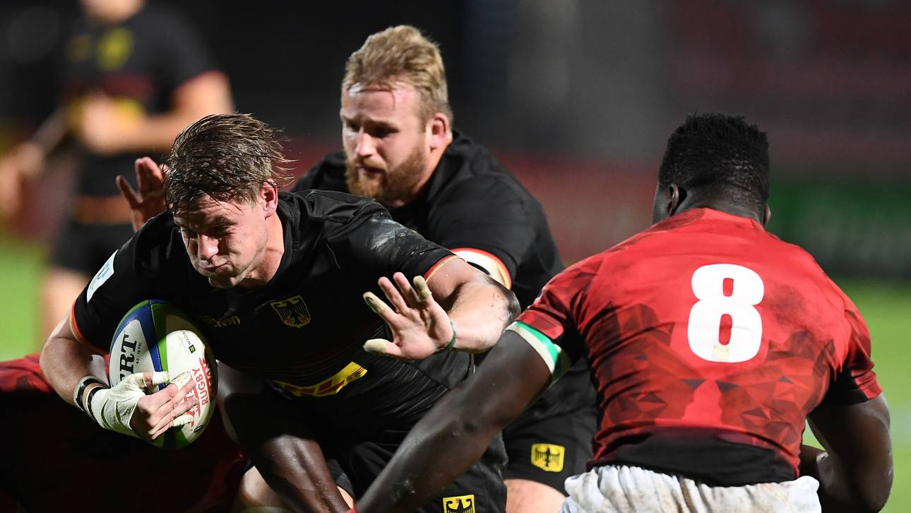 „Schwarze Adler“ mit Kantersieg