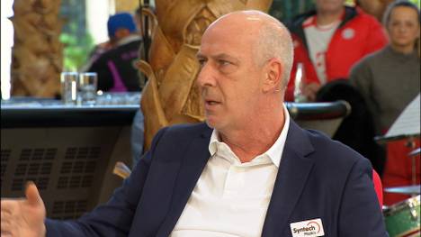 Wo liegen derzeit die Probleme bei Borussia Dortmund? SPORT1-Experte Mario Basler hält einen längeren Monolog und spricht dabei vor allem über die BVB-Verantwortlichen.
