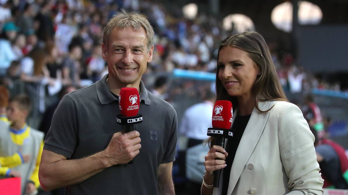 Beschäftigungslos ist Klinsmann auch heute nicht: Seit 2001 ist er Vizepräsident der Agentur Soccer Solutions, war schon TV-Experte bei der "BBC" - und war als ebensolcher bislang auch bei "RTL" tätig