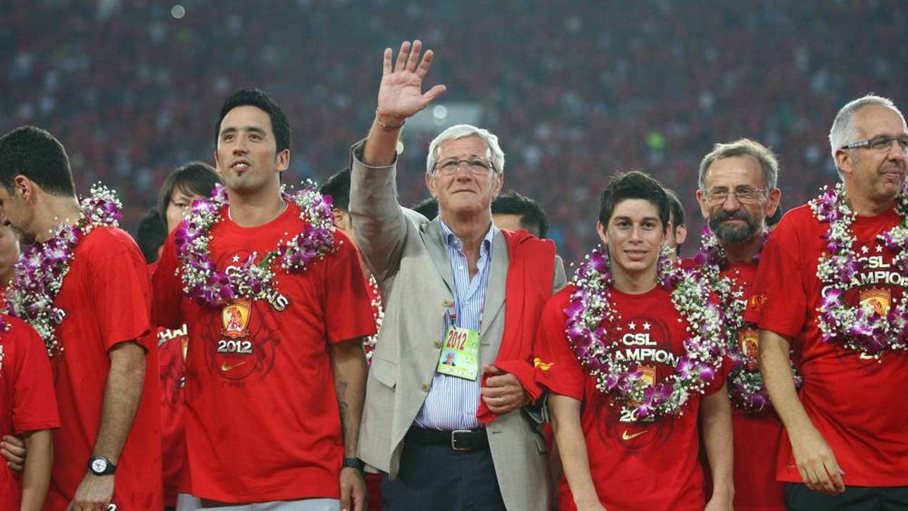 Evergrande hatte mit Lucas Barrios (l.) und Trainer Marcello Lippi große Pläne