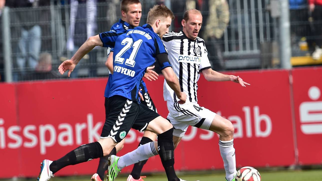 Torwartfehler kostet Fürth den Sieg