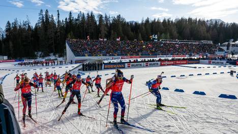 Mit ihrem Triumph beim Gesamtweltcup erfüllt sich ein Traum für Franziska Preuß. Außerdem gibt es seit 2017 erstmals wieder eine Deutsche an der Biathlon-Spitze. SPORT1 zeigt die erfolgreichsten Biathletinnen der Weltcup-Geschichte.