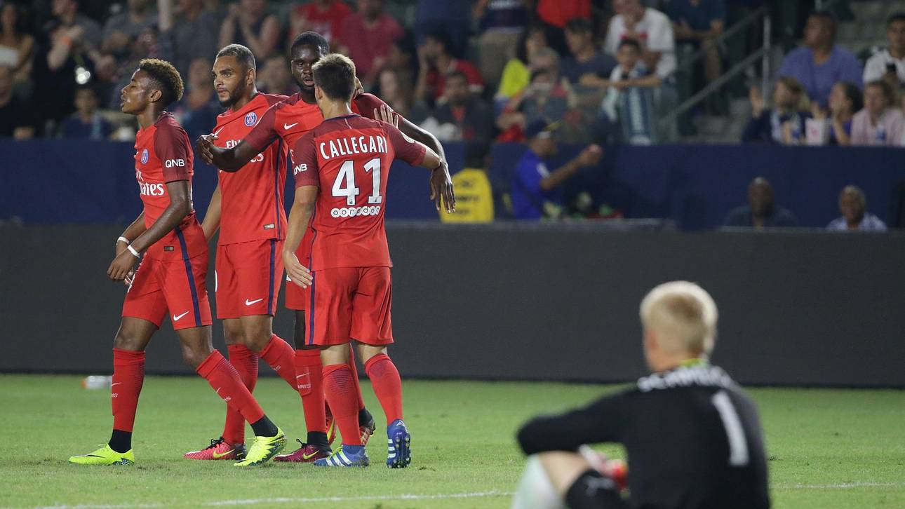 PSG demontiert Leicester